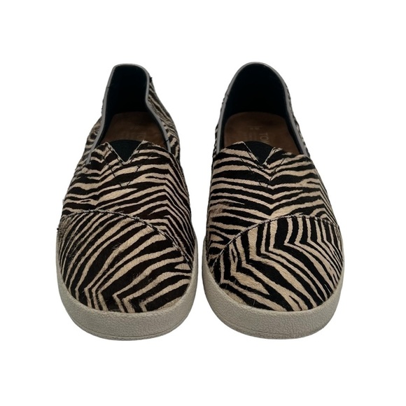 Toms Cream Brown Zebra Striped Calf Hair Loafers Size 8 Women’s - Picture 3 of 10